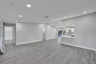 8400 NW 7th St, Pembroke Pines, FL 33024 - Photo 48