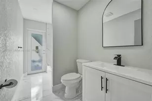 8400 NW 7th St, Pembroke Pines, FL 33024 - Photo 42