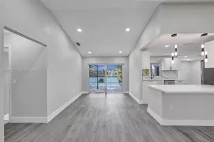 8400 NW 7th St, Pembroke Pines, FL 33024 - Photo 58