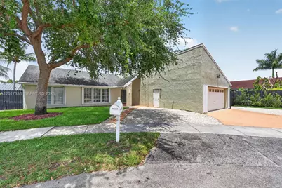 9315 SW 172nd Ter, Palmetto Bay, FL 33157 - Photo 32