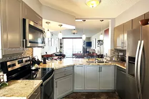 117 Lake Emerald Dr, Oakland Park, FL 33309 - Photo 6