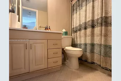 117 Lake Emerald Dr #308, Oakland Park, FL 33309 - Photo 16
