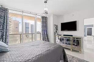 495 Brickell Ave, Miami, FL 33131 - Photo 16