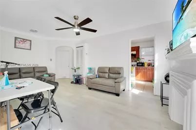 35 NW 57th St, Miami, FL 33127 - Photo 6