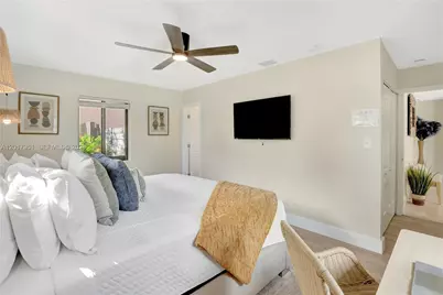 1737 NE 7th Ter, Fort Lauderdale, FL 33305 - Photo 8