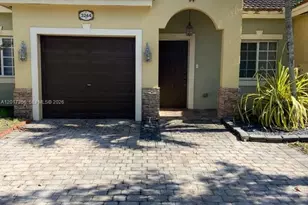3244 NE 11th Dr, Homestead, FL 33033 - Photo 1