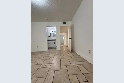 725 Northlake Blvd #4, Other City - In The State Of Florida, FL 32701 - Photo 6