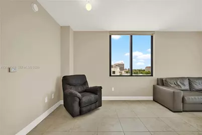 1300 Ponce De Leon Blvd #703, Coral Gables, FL 33134 - Photo 32