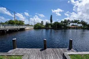 3049 NW 9th Ave, Wilton Manors, FL 33311 - Photo 16
