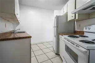 3049 NW 9th Ave, Wilton Manors, FL 33311 - Photo 8