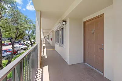 1351 SW 141st Ave #213G, Pembroke Pines, FL 33027 - Photo 4