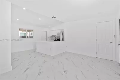 8400 NW 24th Ct, Miami, FL 33147 - Photo 8