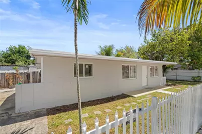 8400 NW 24th Ct, Miami, FL 33147 - Photo 2