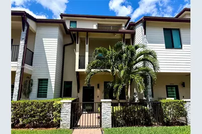 4680 NW 83rd Path #4680, Doral, FL 33166 - Photo 1