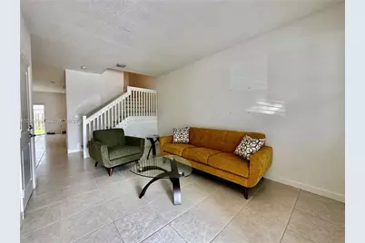 2685 SE 13th Ct, Homestead, FL 33035 - Photo 2