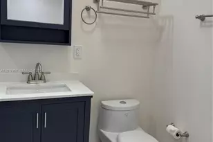 9675 NW 19th Pl, Sunrise, FL 33322 - Photo 8