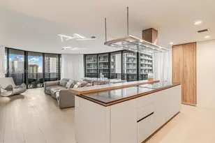 1000 Brickell Plaza, Miami, FL 33131 - Photo 12