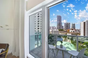 41 SE 5th St, Miami, FL 33131 - Photo 10