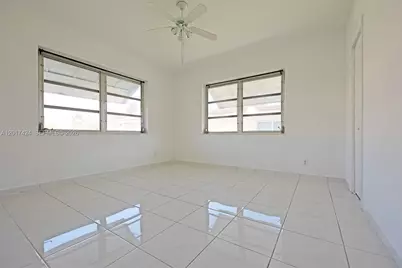 1735 Marseille Dr #2, Miami Beach, FL 33141 - Photo 12