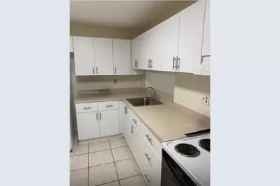 8035 SW 107th Ave #203, Miami, FL 33173 - Photo 6
