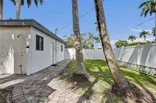 707 N 13th Ave, Hollywood, FL 33019 - Photo 30
