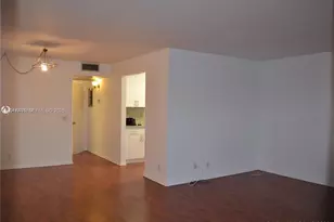 101 SW 132nd Way, Pembroke Pines, FL 33027 - Photo 8