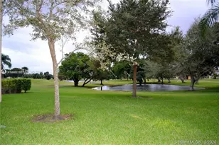 101 SW 132nd Way, Pembroke Pines, FL 33027 - Photo 16
