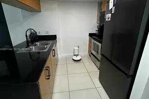 1750 N Bayshore Dr, Miami, FL 33132 - Photo 12