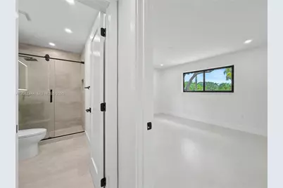8340 SW 154th Ter, Palmetto Bay, FL 33157 - Photo 14