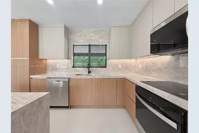 8340 SW 154th Ter, Palmetto Bay, FL 33157 - Photo 6