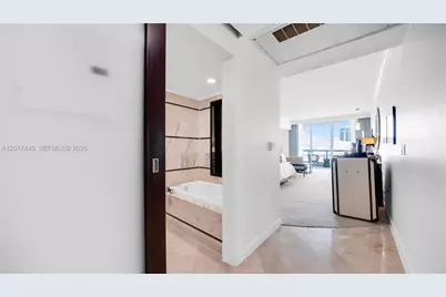 4391 Collins Ave #1903, Miami Beach, FL 33140 - Photo 12