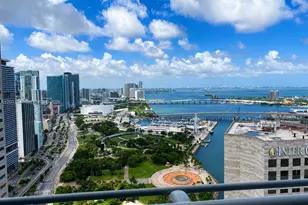 325 S Biscayne Blvd, Miami, FL 33131 - Photo 2