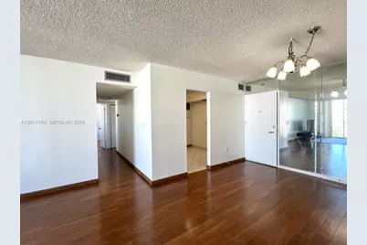 2801 NE 183rd St #1914W, Aventura, FL 33160 - Photo 10