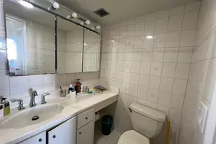 2801 NE 183rd St, Aventura, FL 33160 - Photo 16