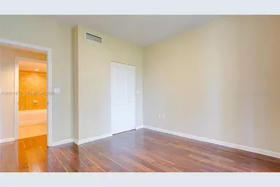 511 SE 5th Ave #823, Fort Lauderdale, FL 33301 - Photo 12