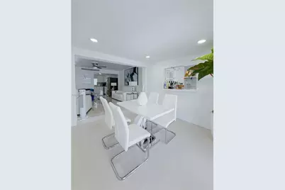 6709 W 15th Ct, Hialeah, FL 33012 - Photo 22