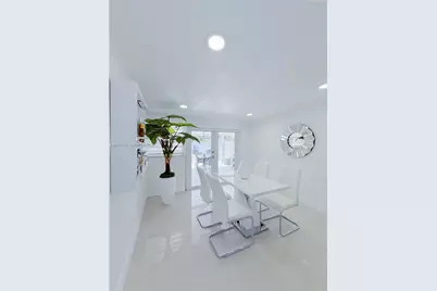 6709 W 15th Ct, Hialeah, FL 33012 - Photo 20