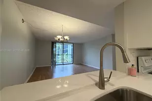 8015 SW 107th Ave, Miami, FL 33173 - Photo 2