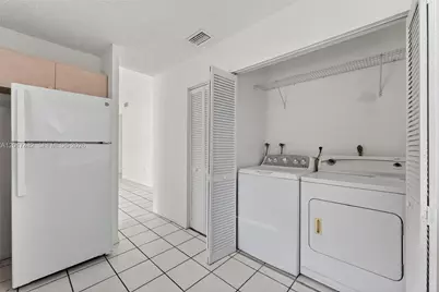 7925 SW 153rd Ct, Miami, FL 33193 - Photo 8