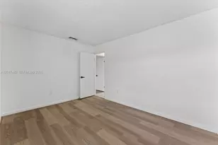 7925 SW 153rd Ct, Miami, FL 33193 - Photo 14