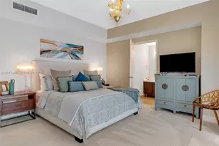 3737 Collins Ave, Miami Beach, FL 33140 - Photo 16