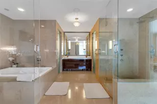 3737 Collins Ave, Miami Beach, FL 33140 - Photo 16