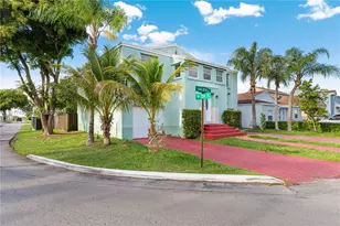 11983 Southwest 270th Street, Homestead, FL 33032 - Photo 2