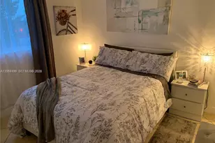210 SW 11th St, Miami, FL 33130 - Photo 8