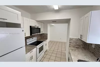 680 NW 114th Ave #203, Sweetwater, FL 33172 - Photo 8