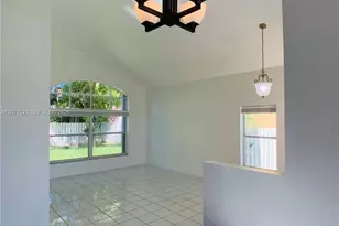 18801 NW 12th St, Pembroke Pines, FL 33029 - Photo 12