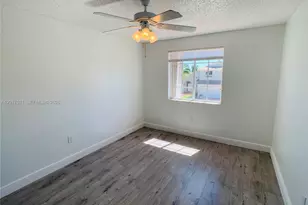 18801 NW 12th St, Pembroke Pines, FL 33029 - Photo 36