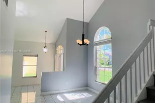 18801 NW 12th St, Pembroke Pines, FL 33029 - Photo 14