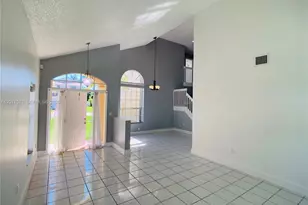 18801 NW 12th St, Pembroke Pines, FL 33029 - Photo 8
