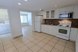 3525 SW 25th Ter, Miami, FL 33133 - Photo 2